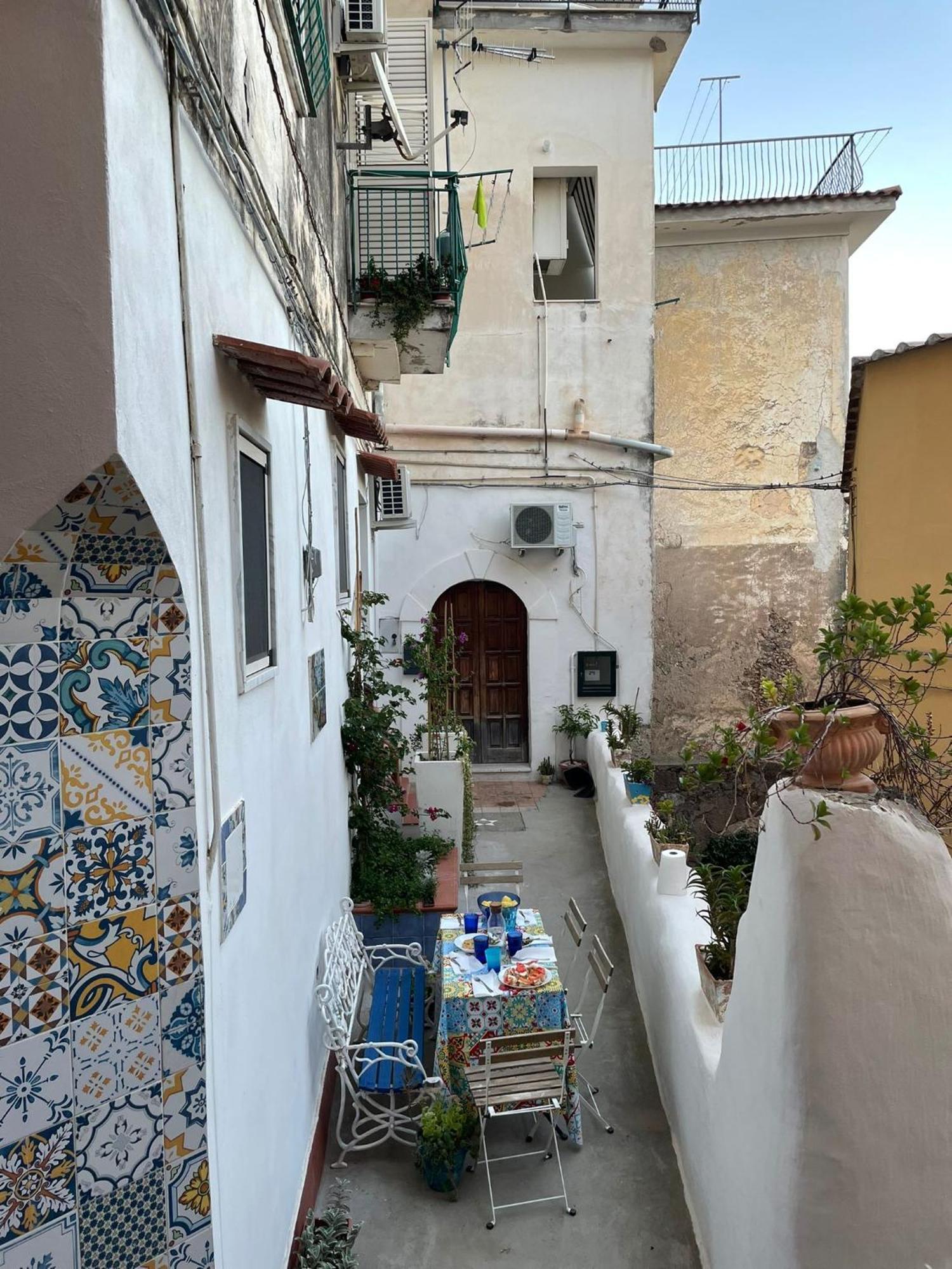Casa Vacanza Le Tre Sorelle Vietri Exteriér fotografie